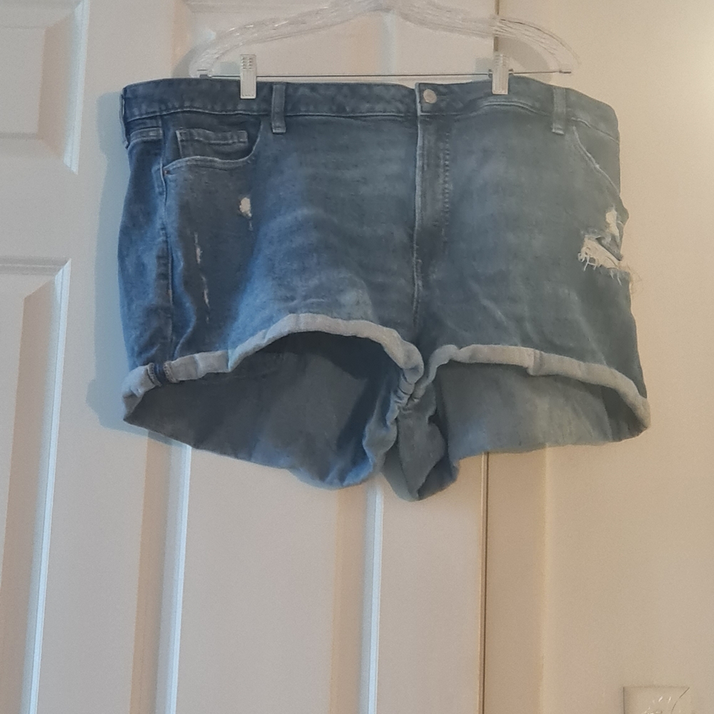 Old Navy Light Blue Rolled-Hem Distressed Jean Shorts